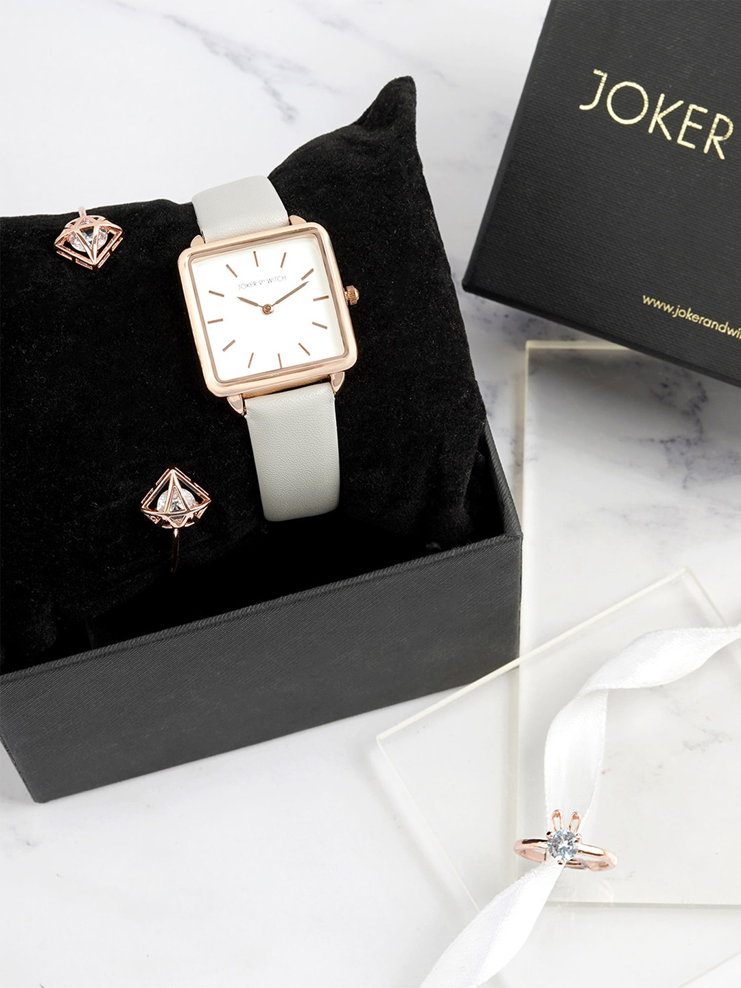 JOKER & WITCH Women Nova Ash Love Triangle Watch Gift Set