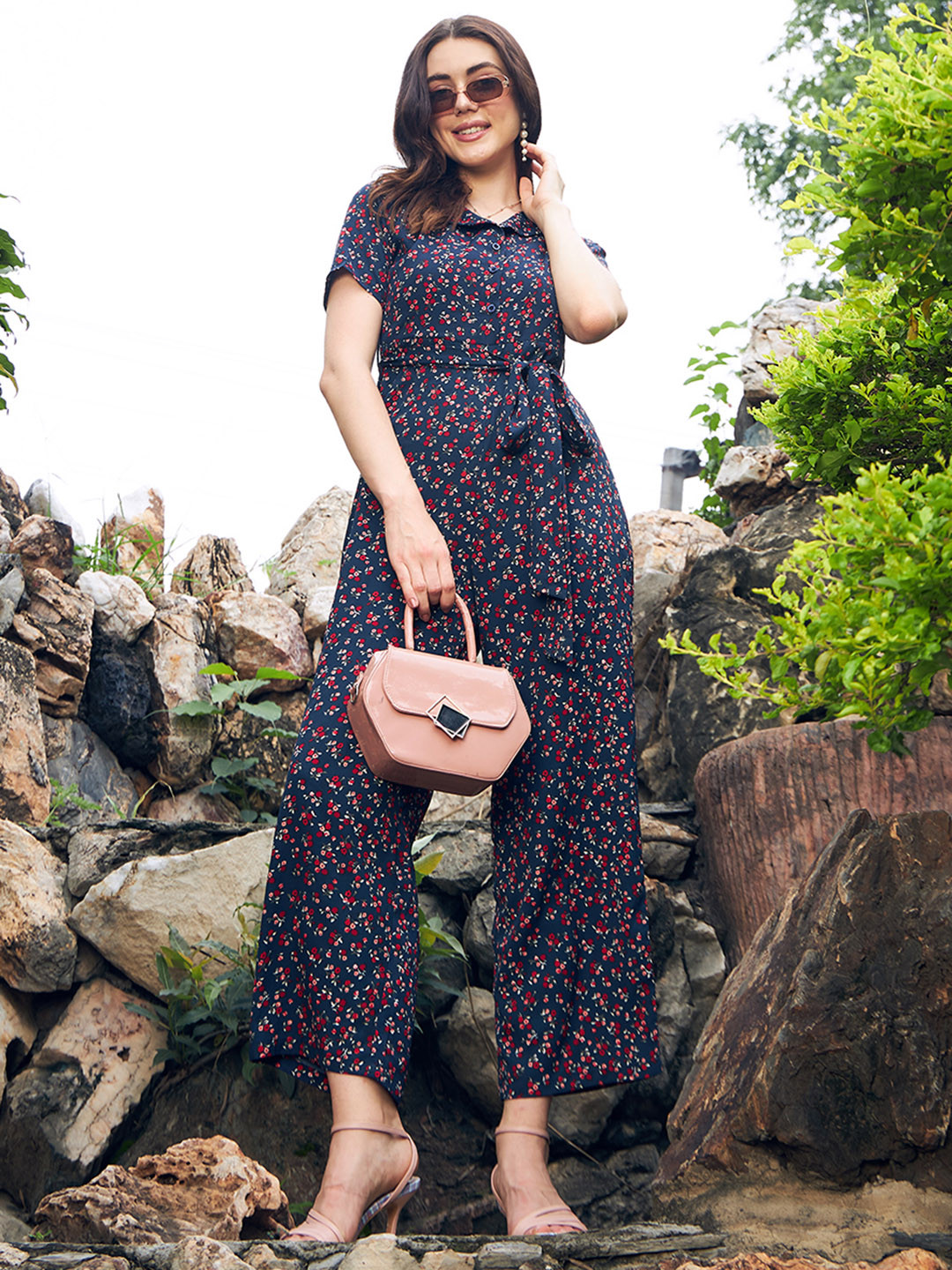 Berrylush Blue Floral Printed Basic Jumpsuit With Waist Tie-ups