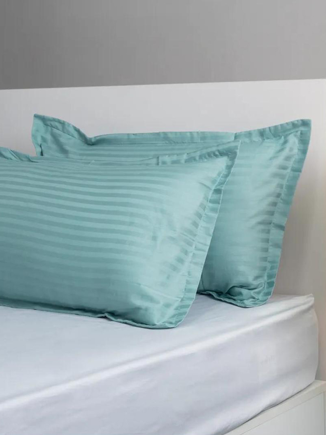 wakefit Green 2 Pieces Striped Pure Cotton Pillow Covers