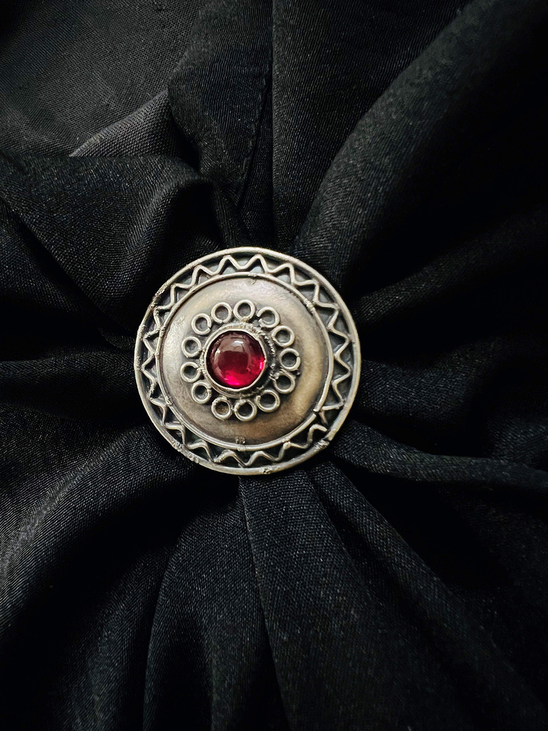 Arte Jewels 925 Oxidised Silver Kempstone Ring