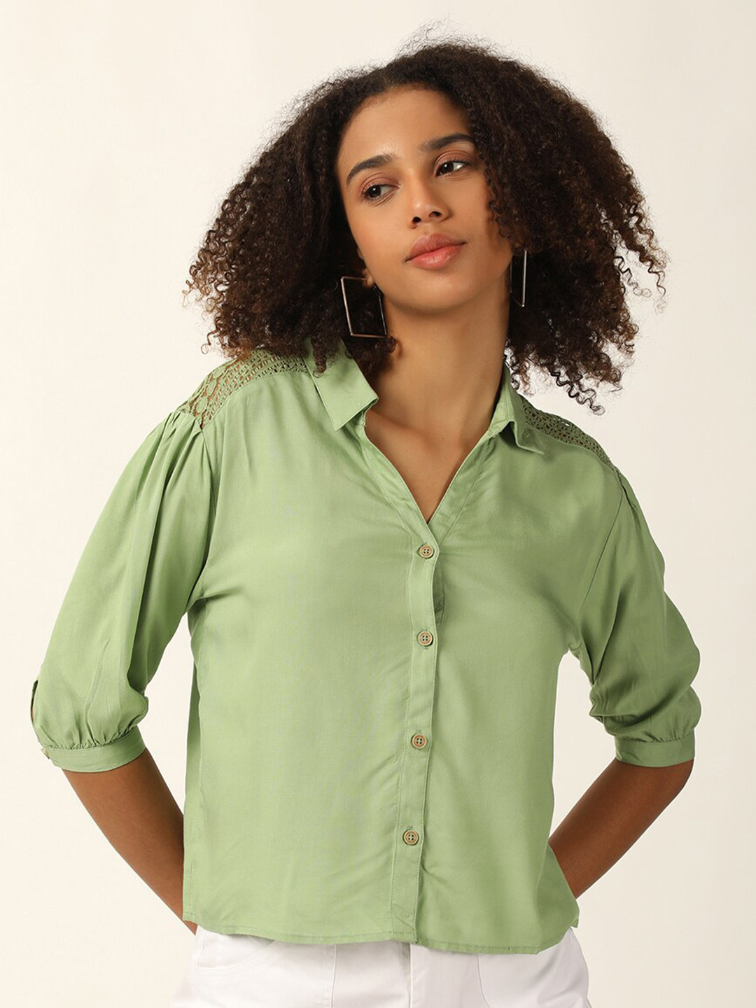 FOREVER 21 Green Lace Detail Spread Collar Casual Shirt
