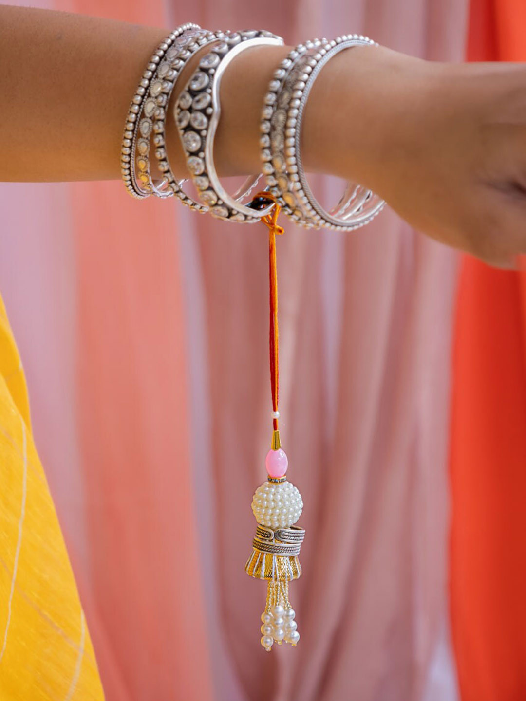 Shyle Women 925 Sterling Silver Rakhi With Toe Ring