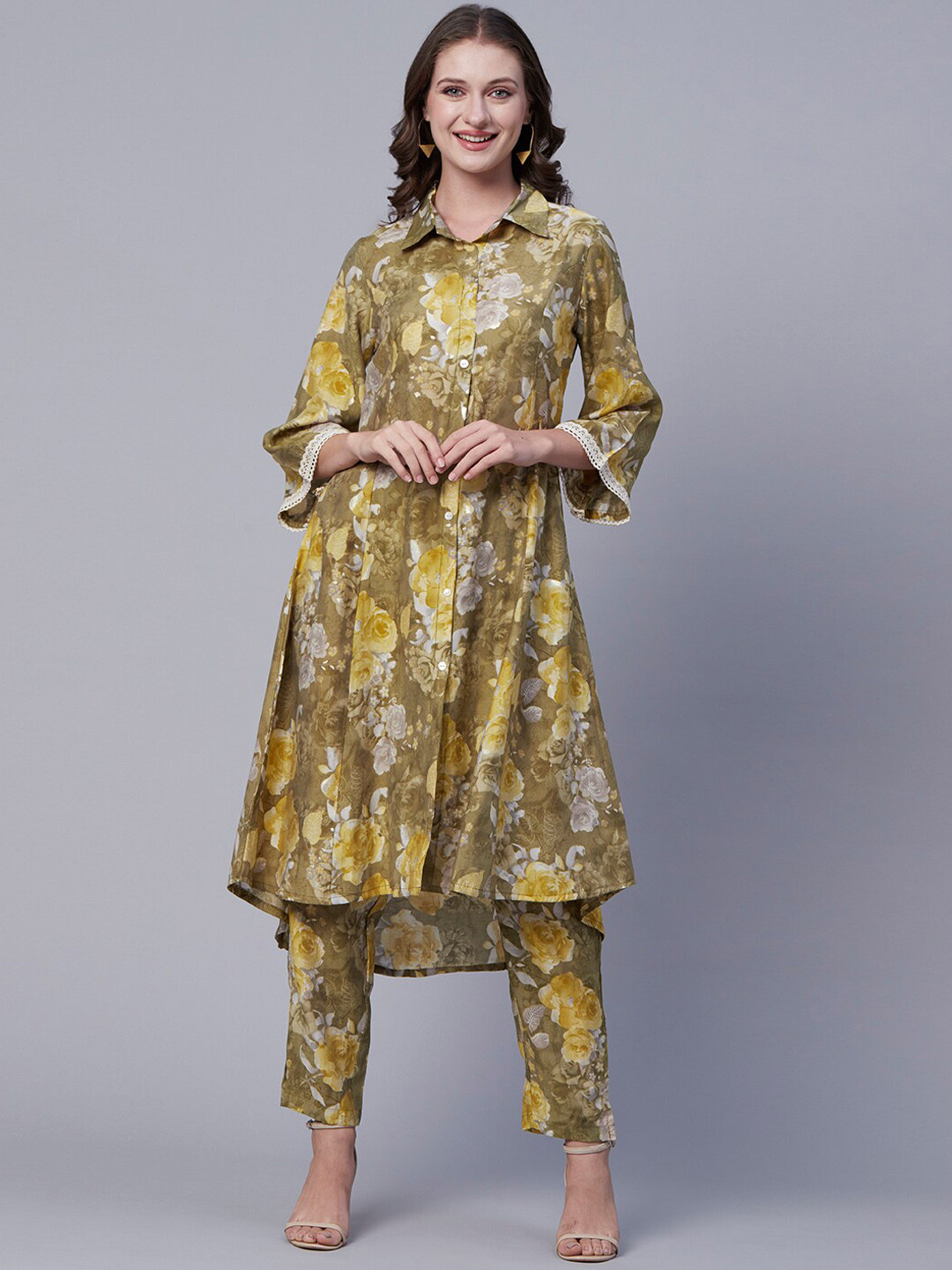 FASHOR Olive Green Floral Printed Shirt Collar Panelled Kurta with Trousers