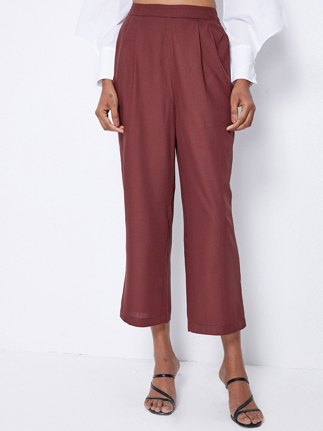 Ancestry Women Mid-Rise Straight Parallel Cropped Trousers