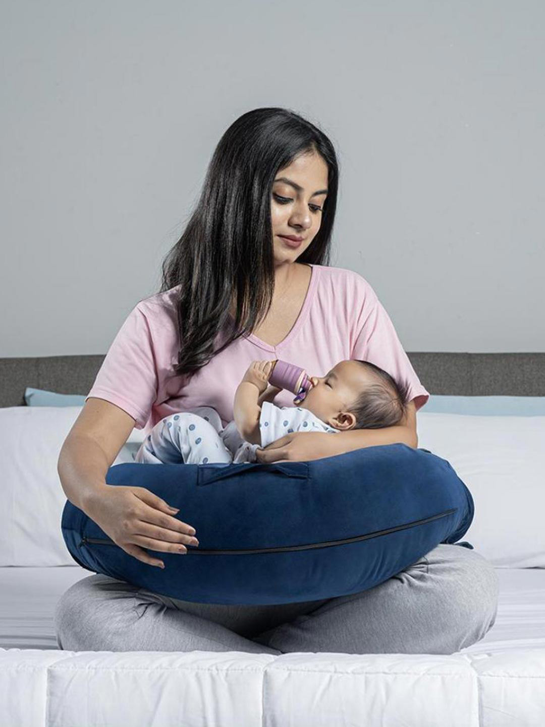 wakefit Blue Solid Faux Velvet Medium Fibre Therapedic Pillow-20 x 60 x 60 cm