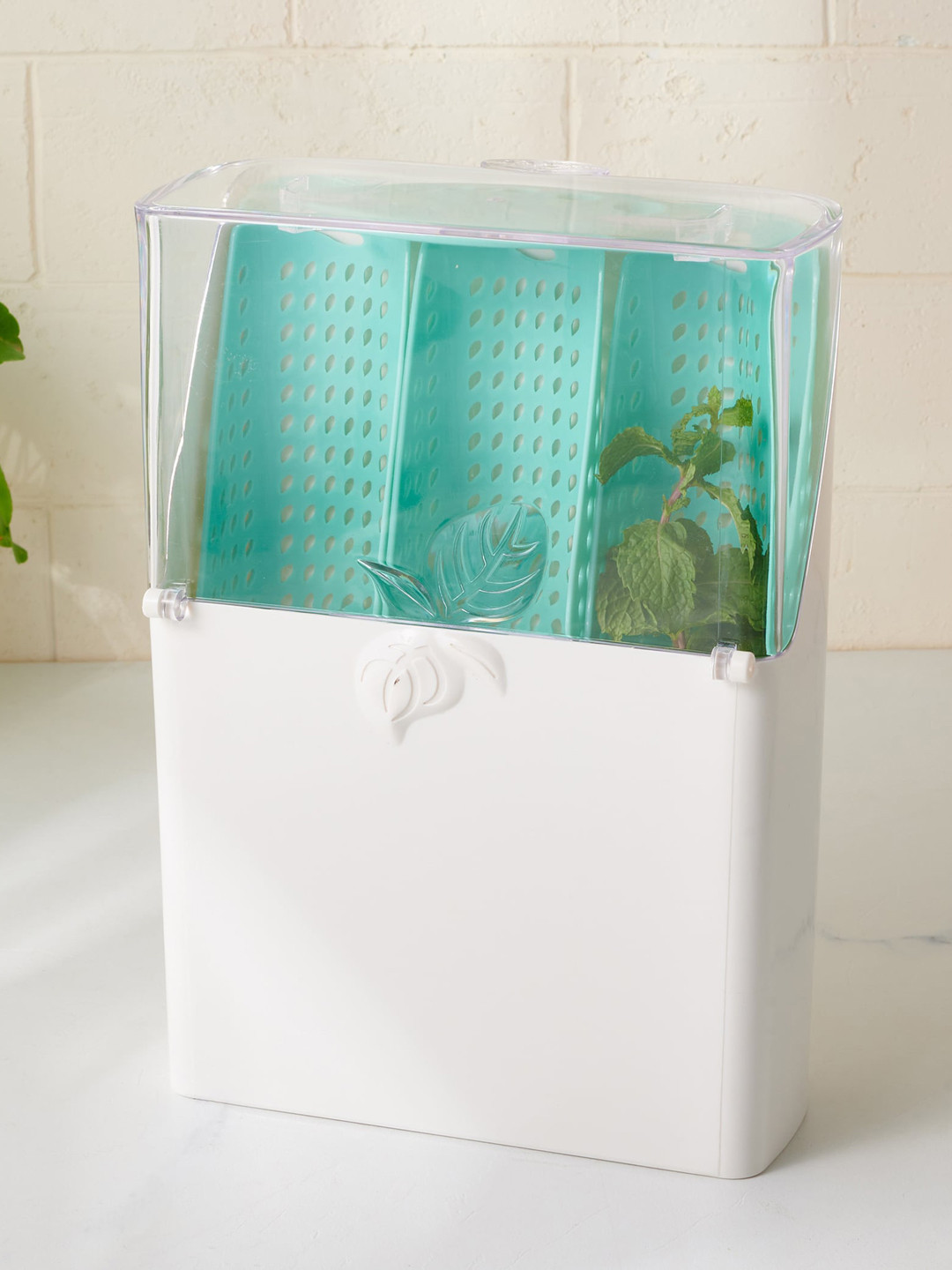 Home Centre Orion Flavia White Plastic Dishwasher Safe Flip Top Fridge Container