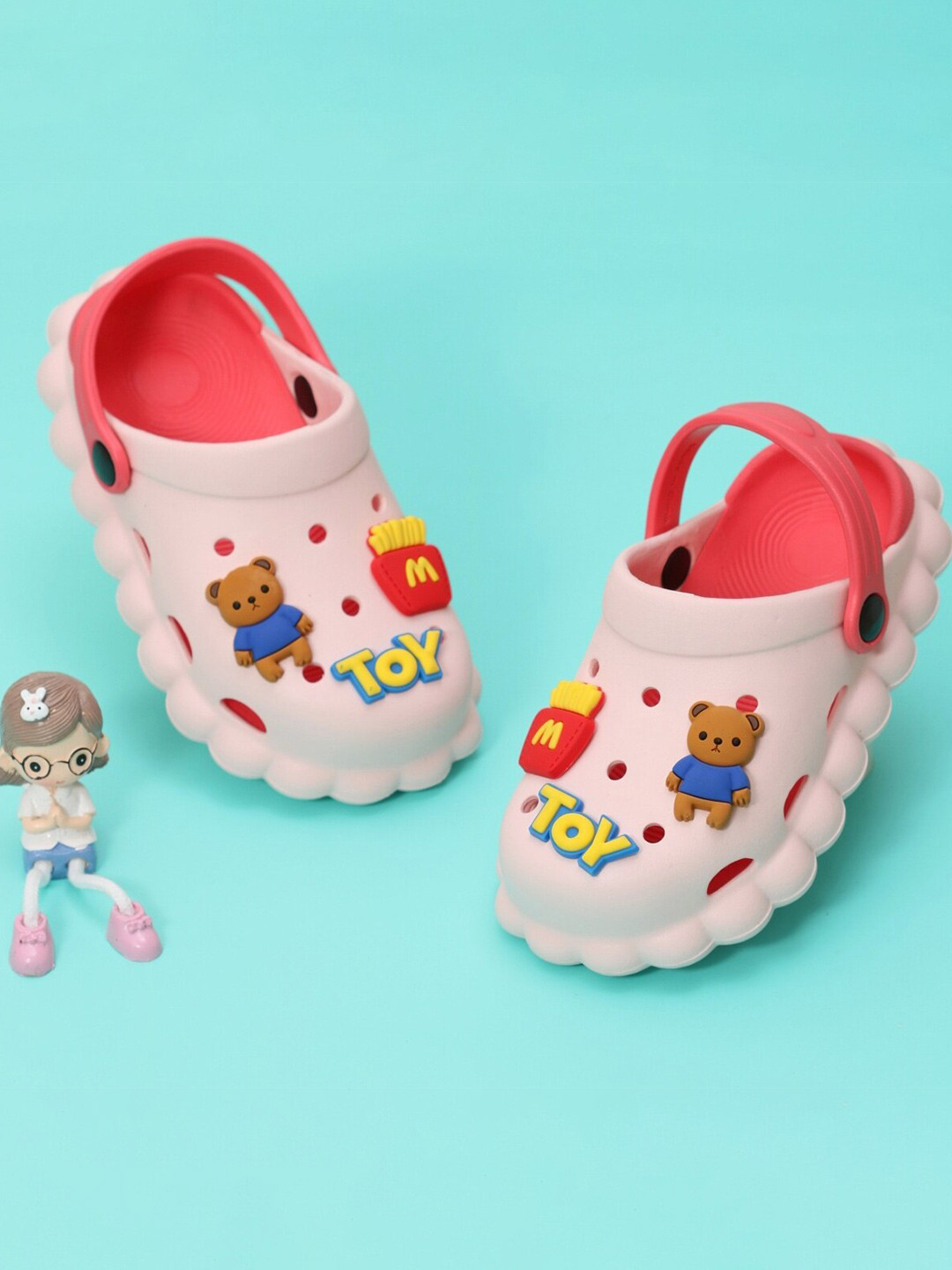 Yellow Bee Kids Assorted Applique Rubber Clogs