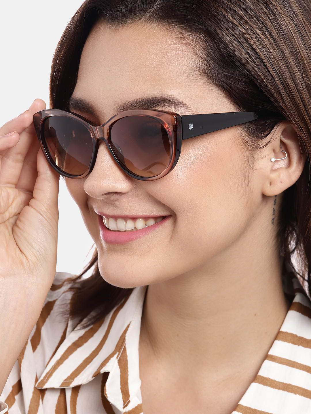 Carlton London Women Rectangle Sunglasses with UV Protected Lens - CLSW175