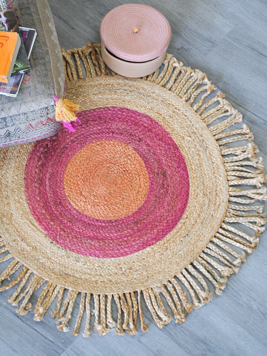 Art Avenue Carmine Brown & Pink Round Jute Rug