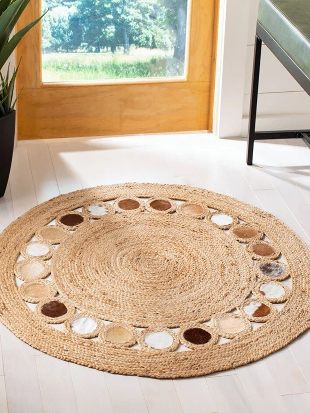 Art Avenue Conklin Beige & Brown Braided Round Jute Rug