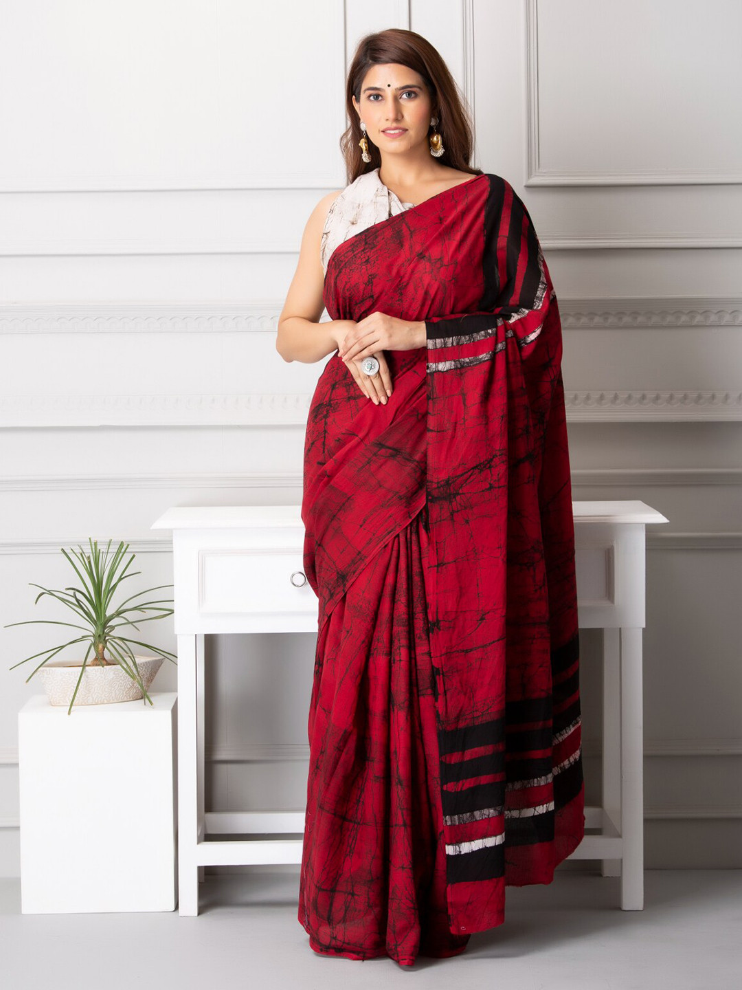 BUTA BUTI Tie and Dye Pure Cotton Saree
