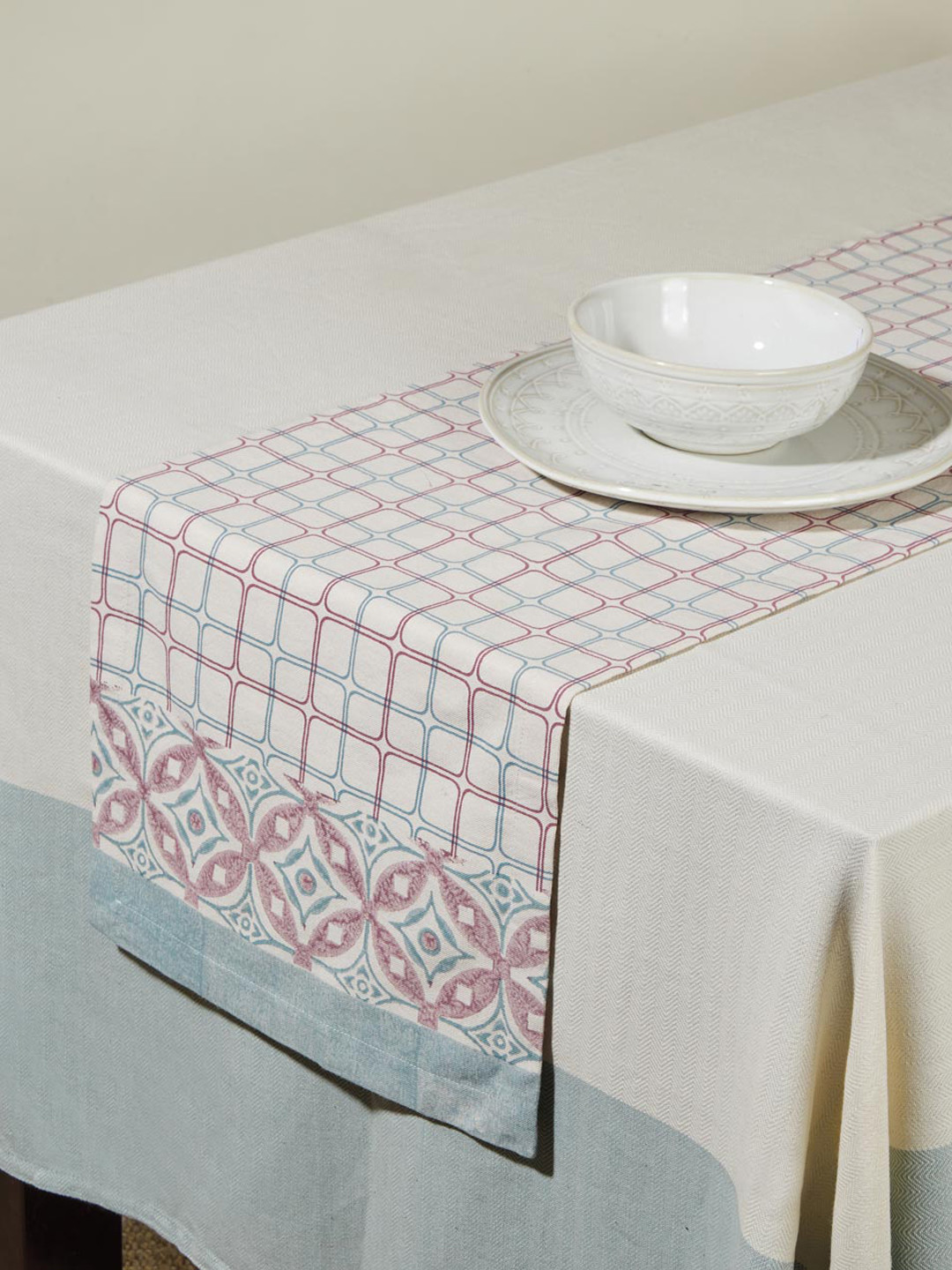 Fabindia Lilypool Grey & Pink Printed Pure Cotton Table Runner