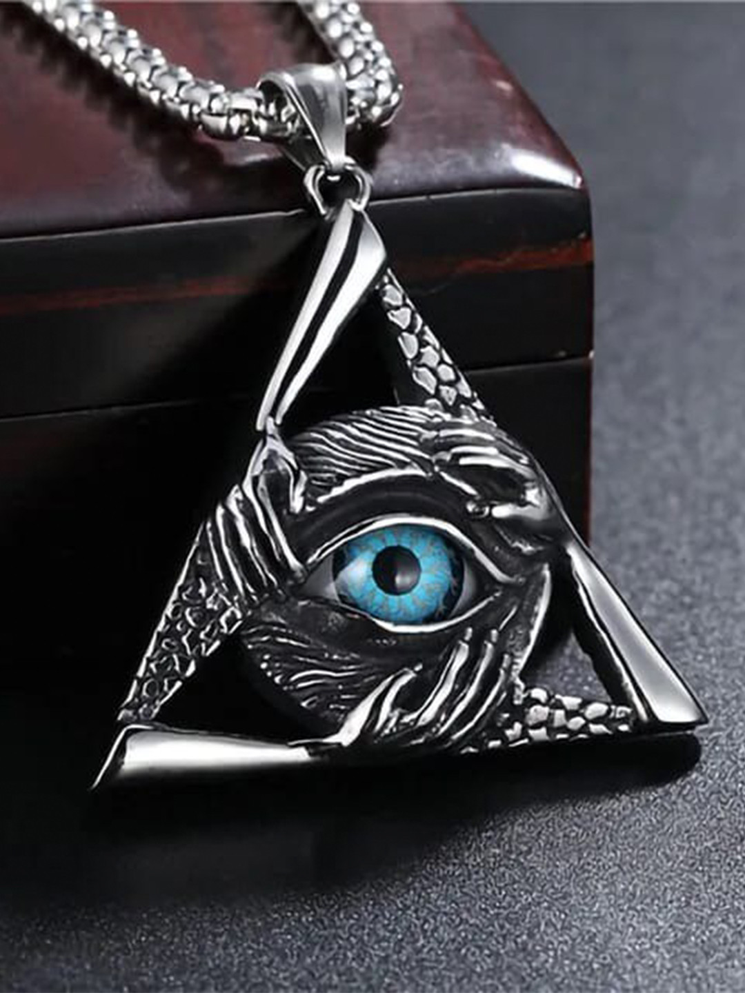 VIEN Unisex Retro Triangle Eyes Pendant
