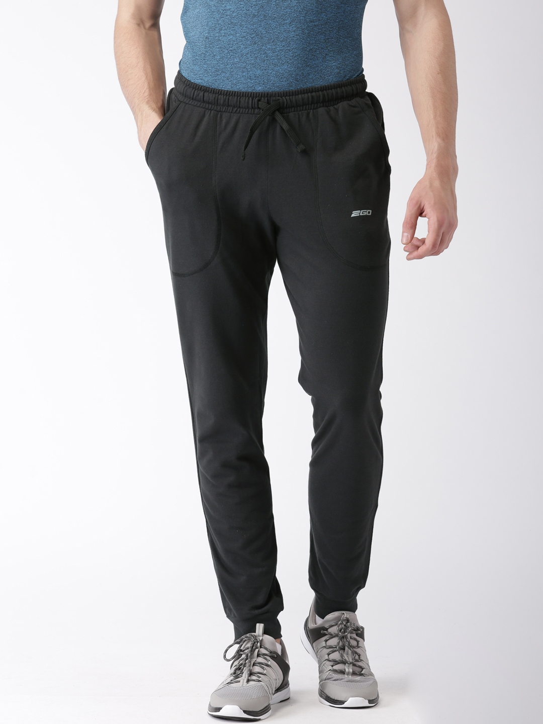 black workout joggers