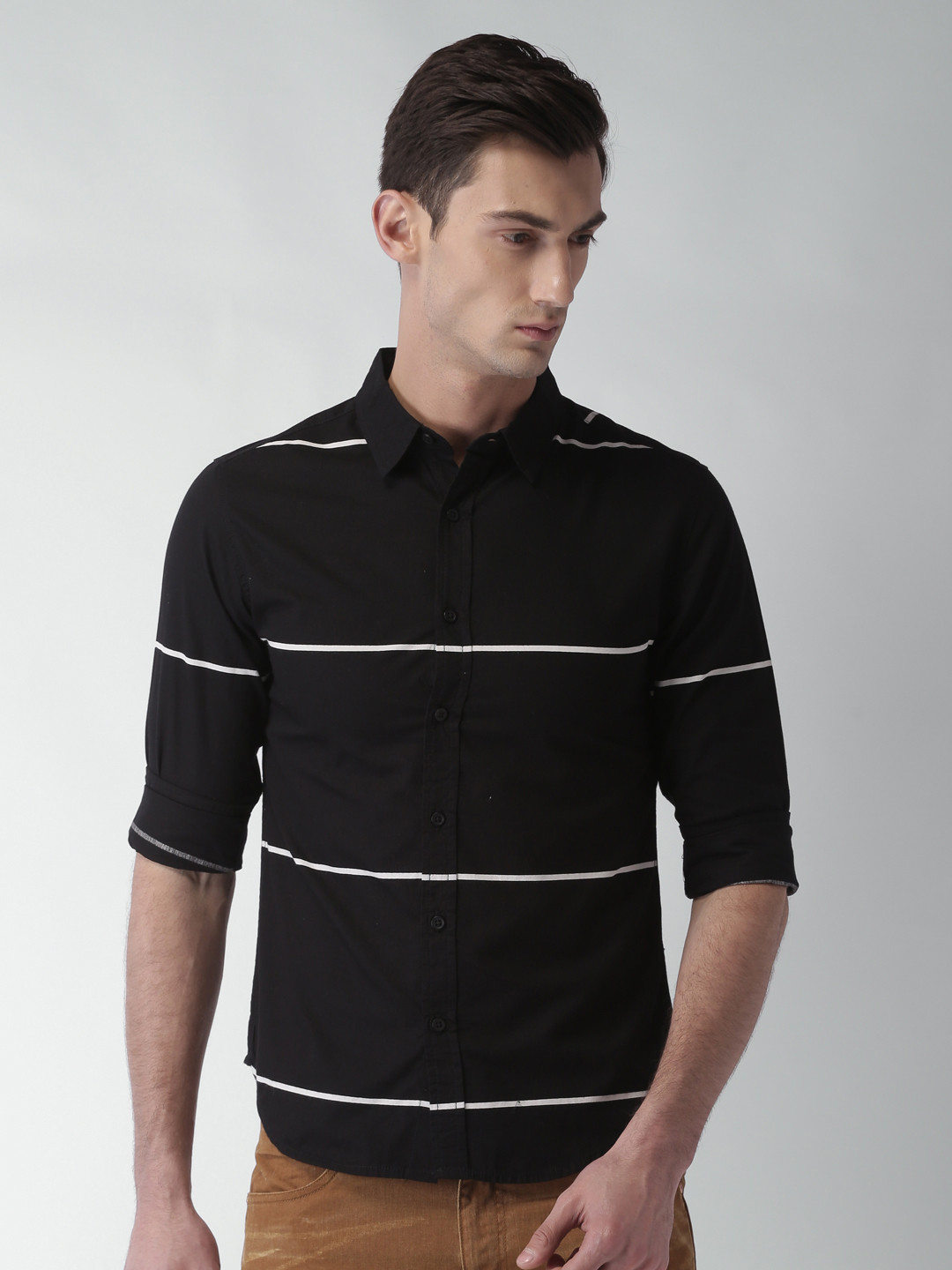Blue Saint Men Black & White Smart Slim Fit Striped Casual Shirt