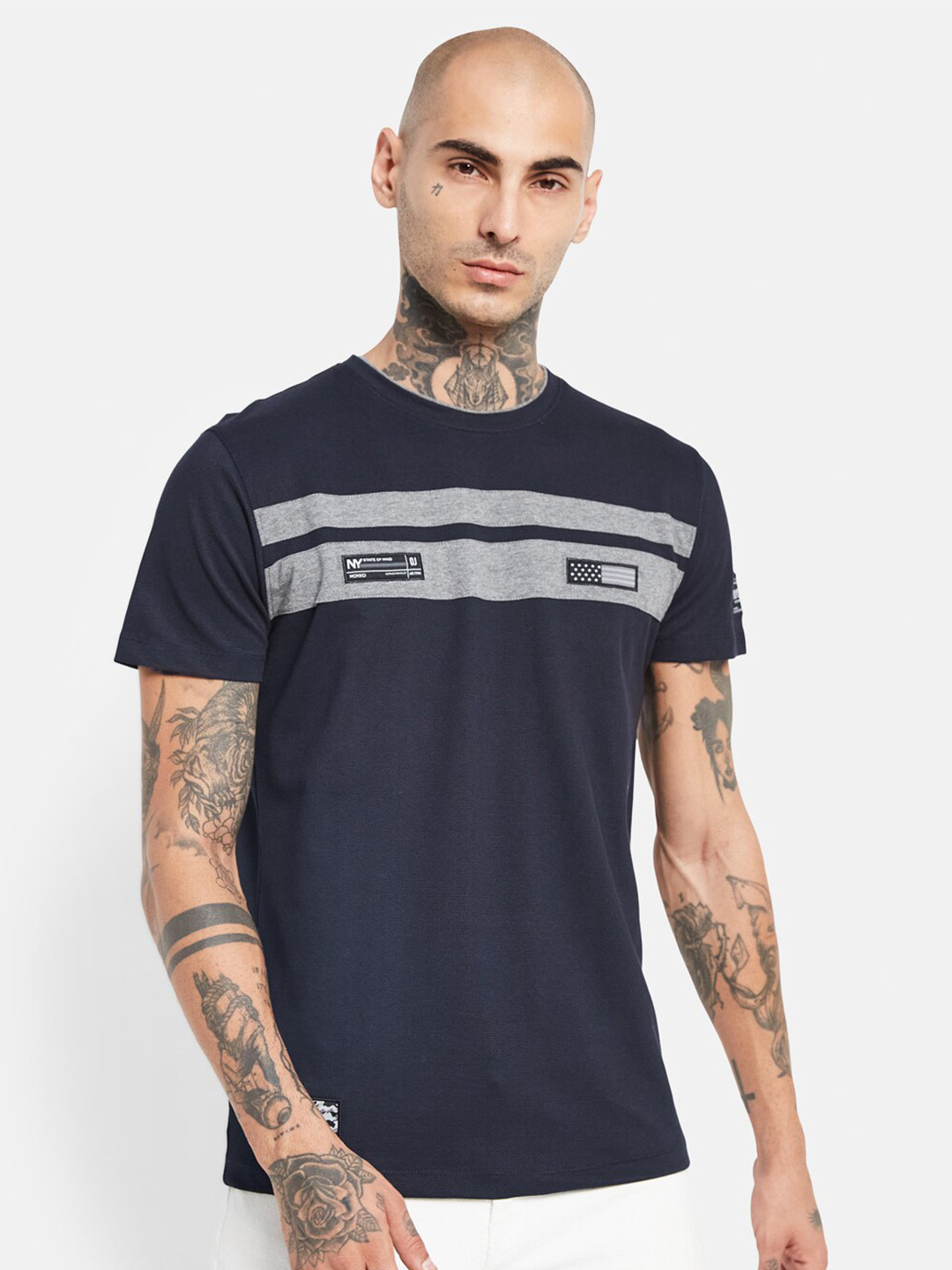 Octave Round Neck Applique Cotton T-shirt