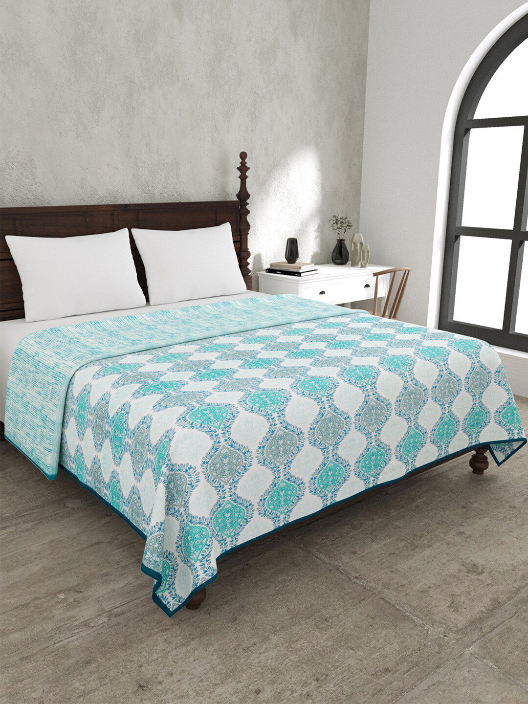 JAIPUR FABRIC Wavy Blue & Green Printed Mild Winter 120 GSM Cotton Double Bed Blanket