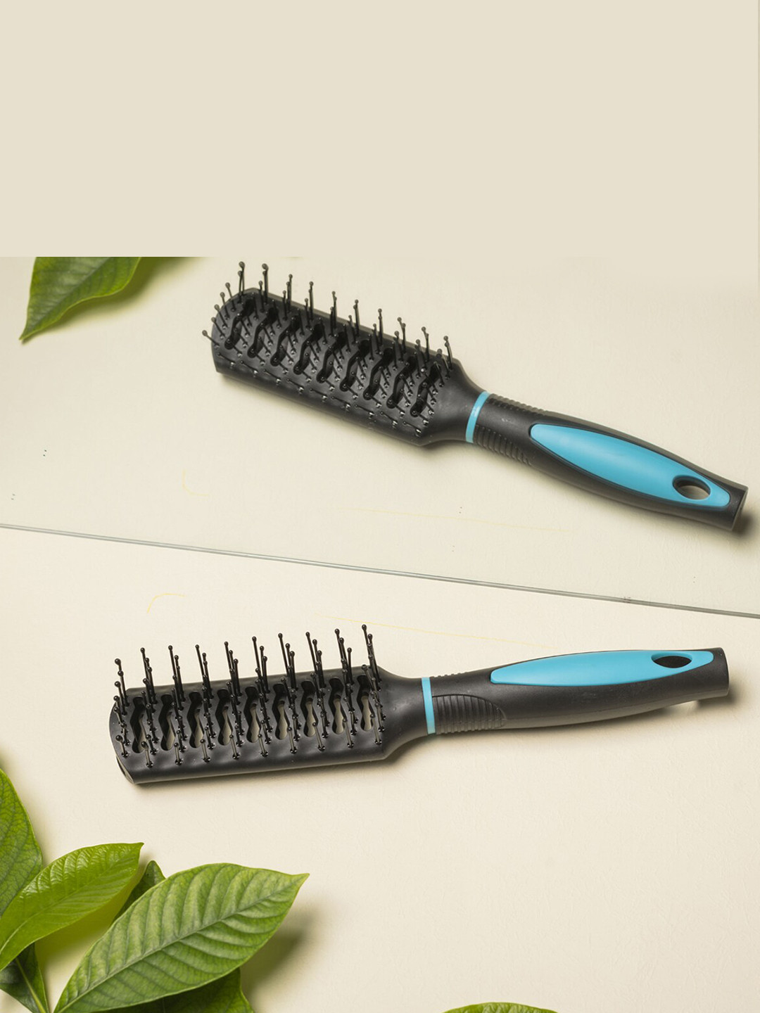 Jewelz Vented Hair Brush for Thick Hair - Black & Blue