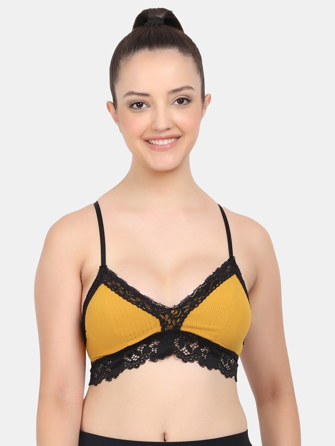 Amour Secret Floral Laced Full Coverage Lightly Padded Bra with All Day Comfort