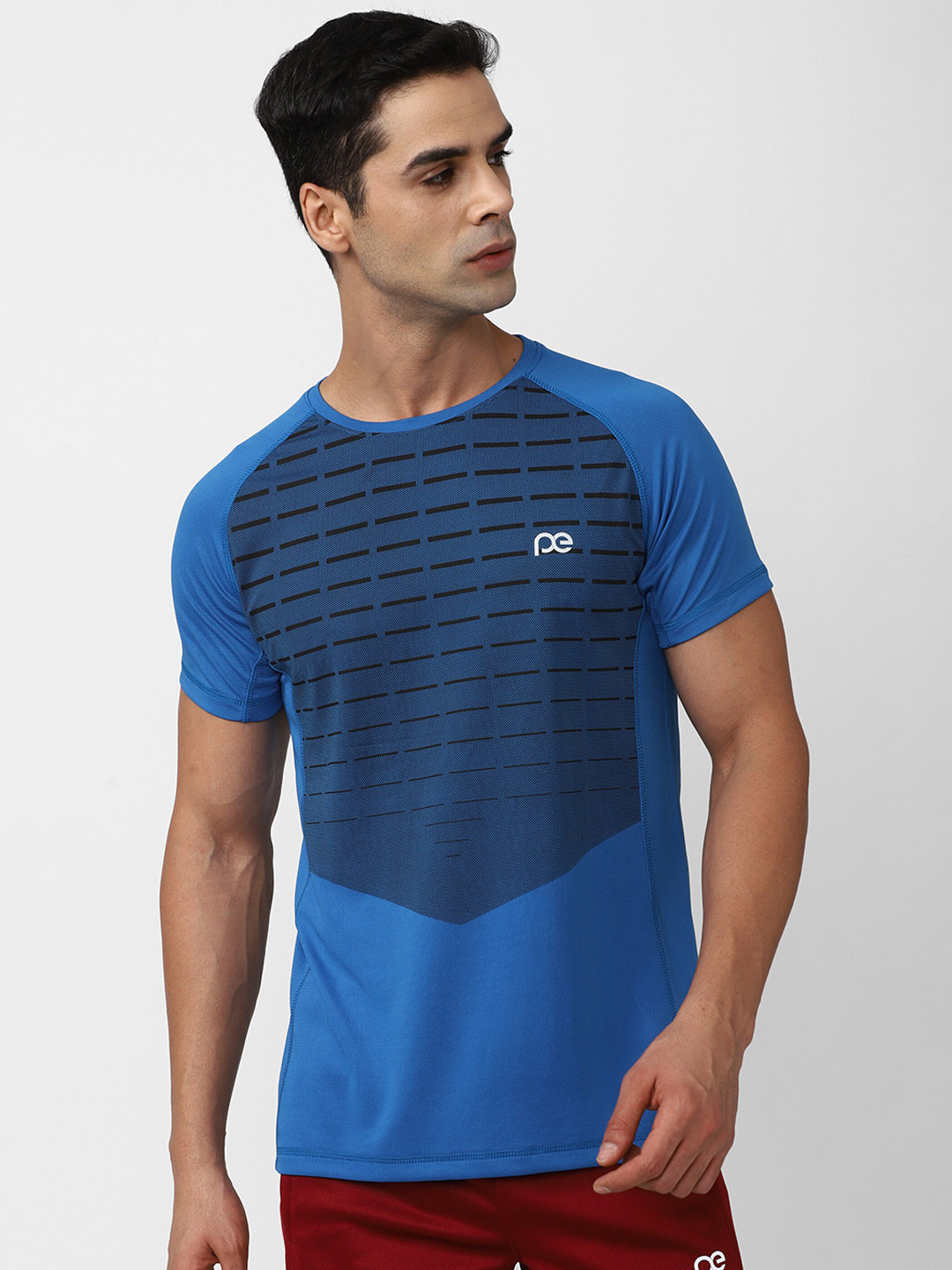 Peter England Casuals Geometric Printed Raglan Sleeves Knitted T-Shirt