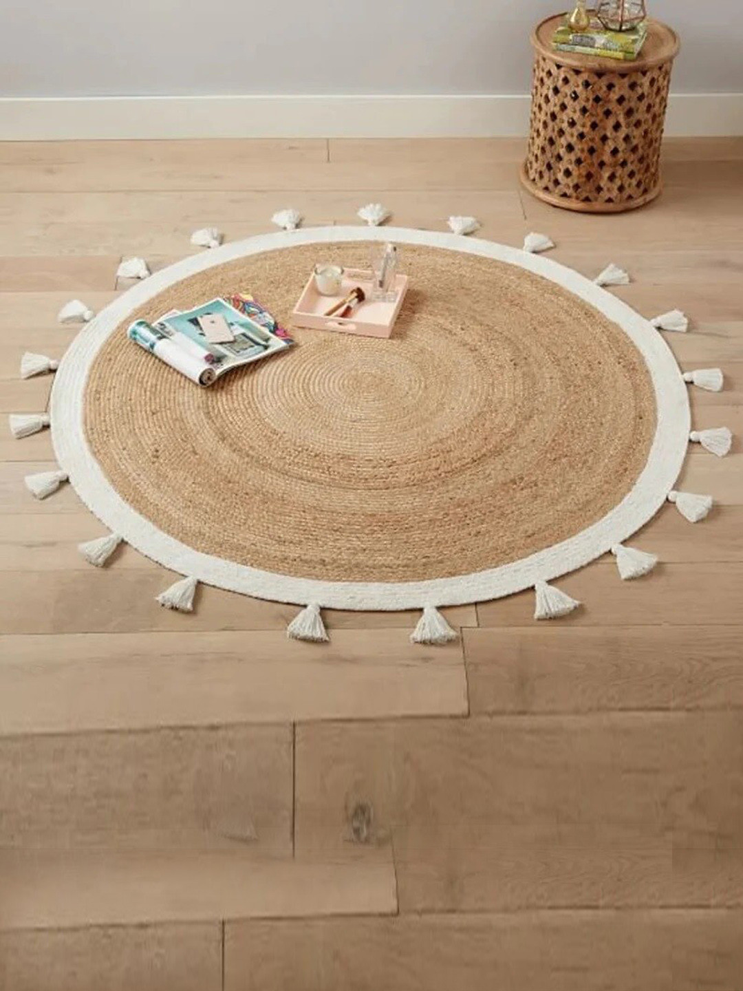 Art Avenue ASTRO Brown & White Braided Round Jute Carpet