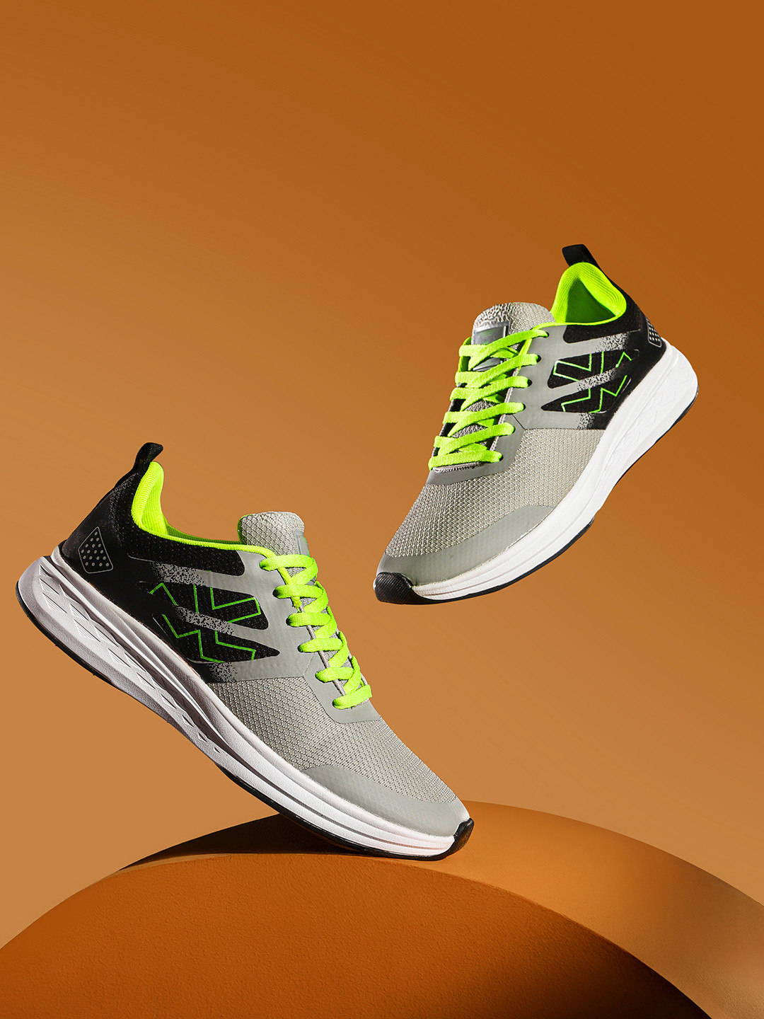 WROGN Men Round-Toe Colourblocked Sneakers