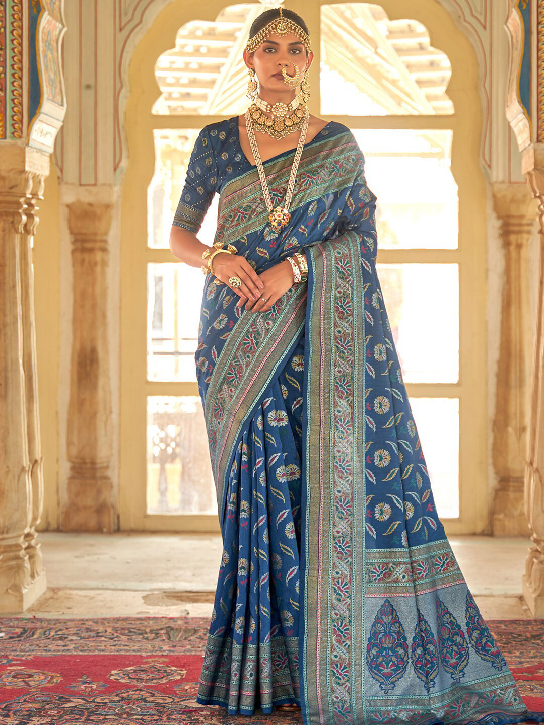 Anouk Navy Ethnic Motic Zari Silk Blend Banarasi Saree With Blouse Piece