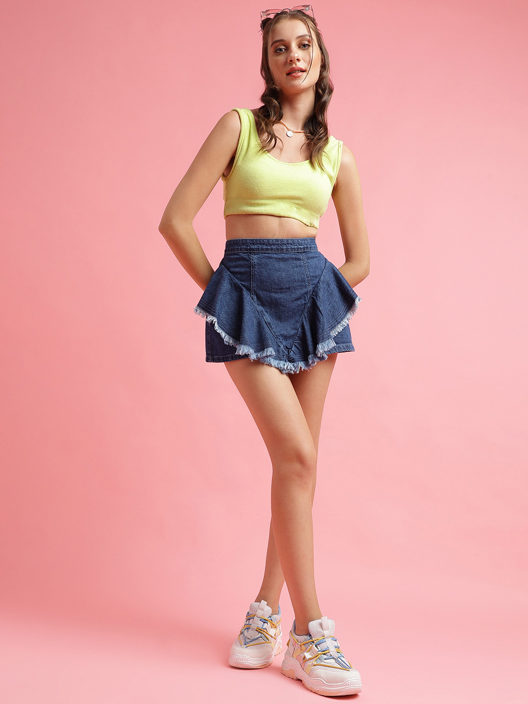 Belliskey Women Solid Ruffles Frayed Hem Denim Mini Skirt