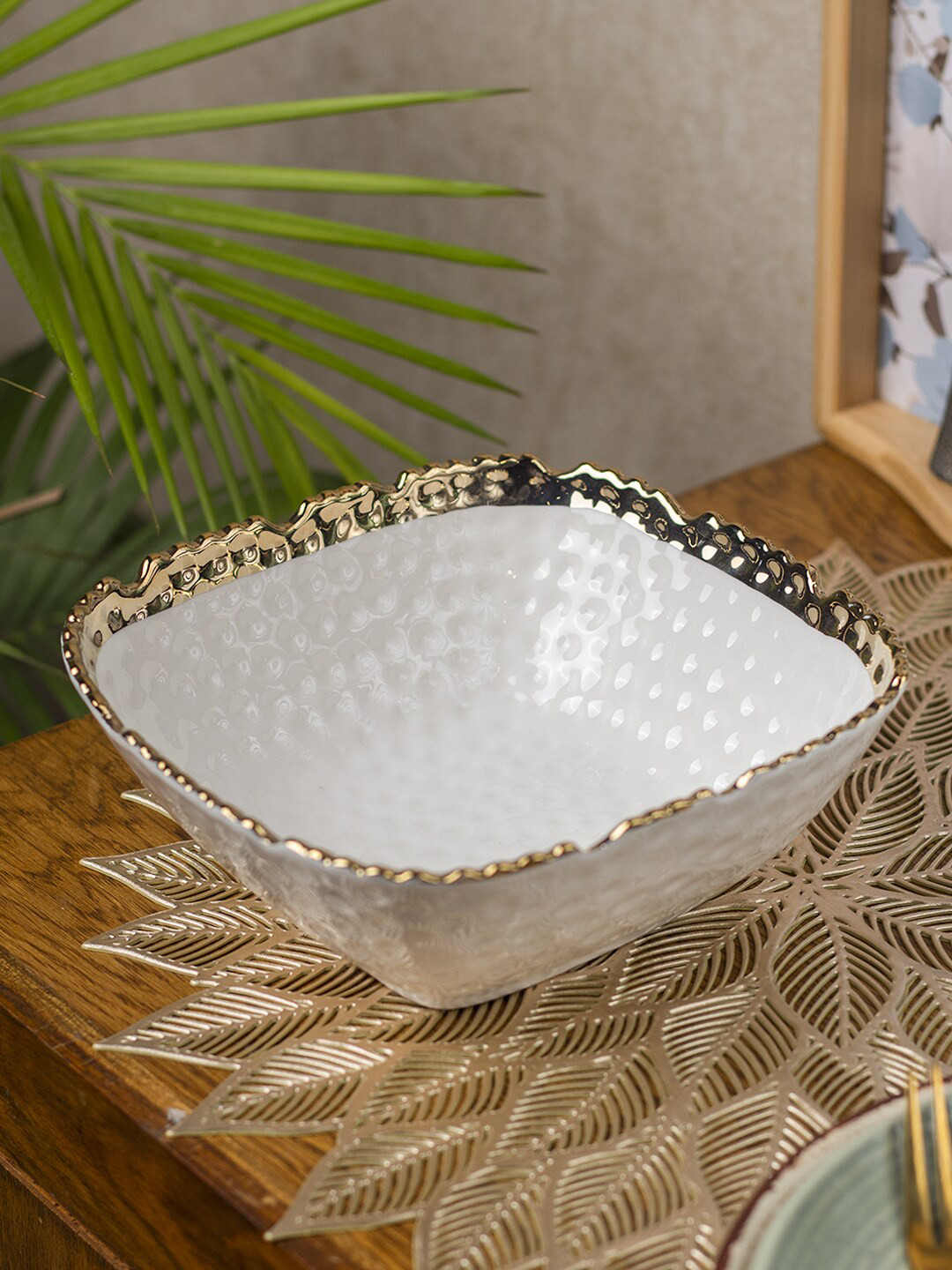 MARKET99 Off-White Textured Ceramic Serving Dish