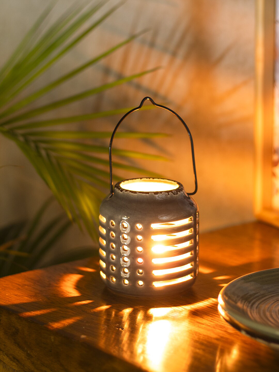 Market99 Blue Ceramic T-Lite Holder