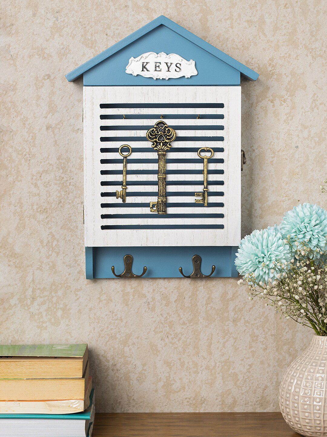 MARKET99 Blue & White Wood House Shaped Key Box