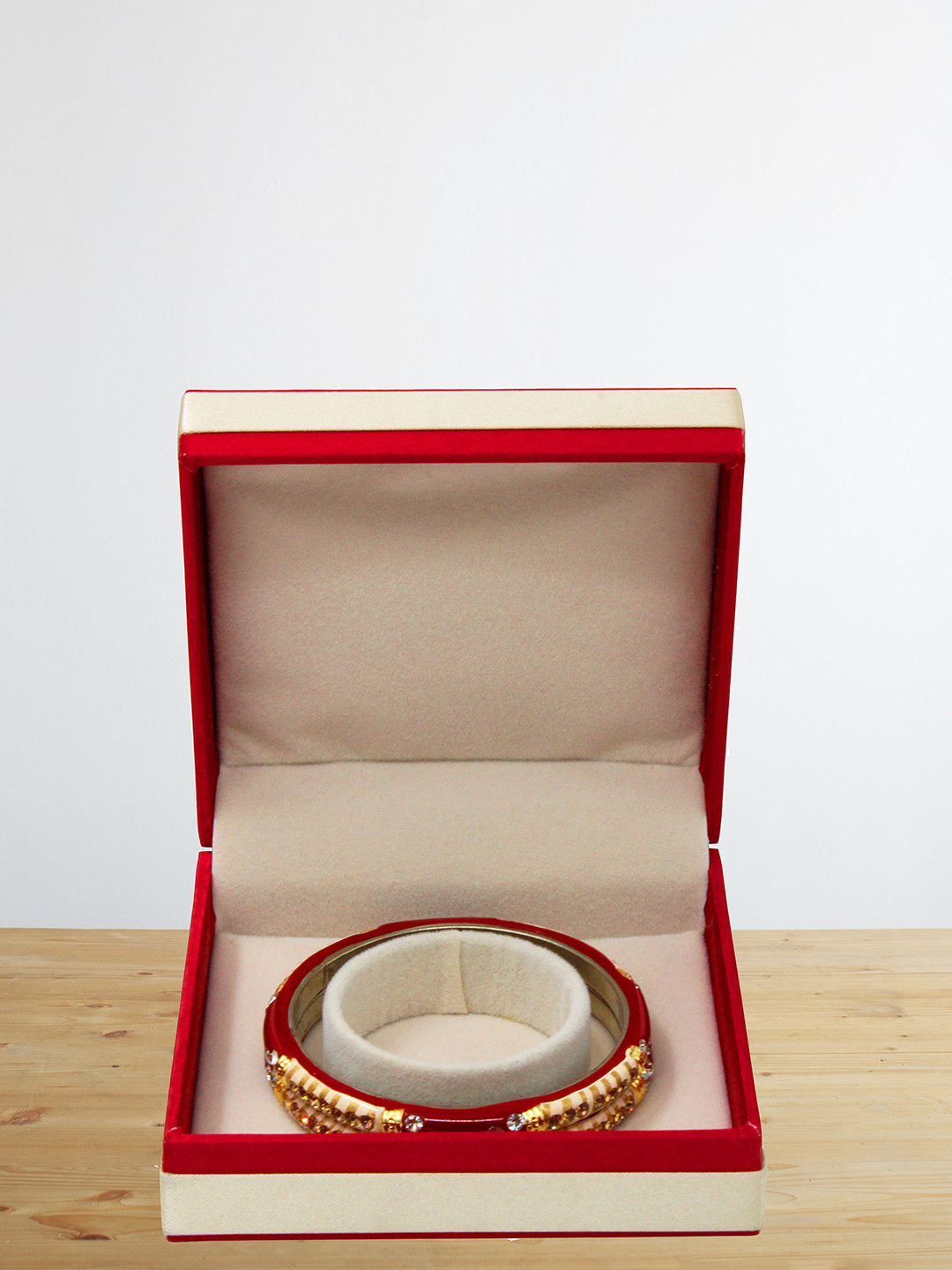 atorakushon Maroon Reusable Bangle Storage Box