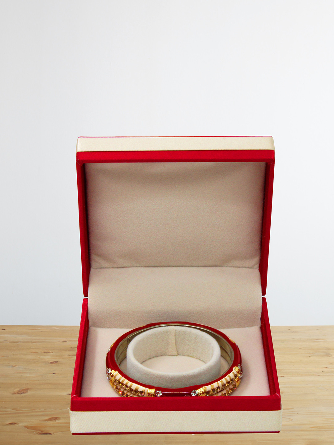 atorakushon Maroon 5 Pieces Bangle Storage Box