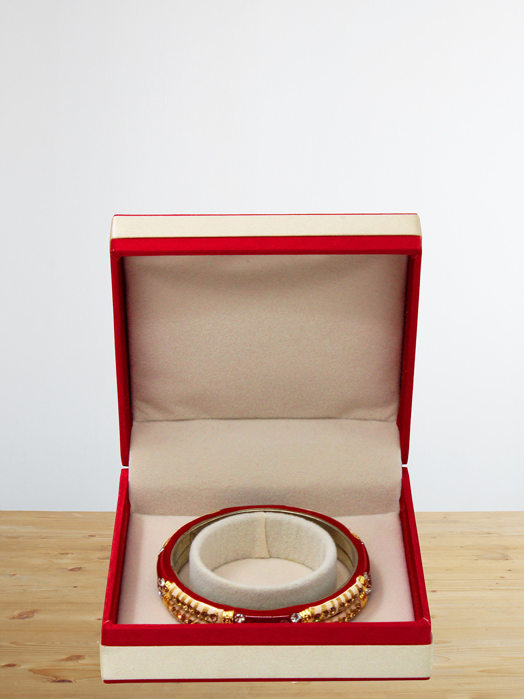 atorakushon Maroon 3 Pieces Reusable Bangle Storage Box
