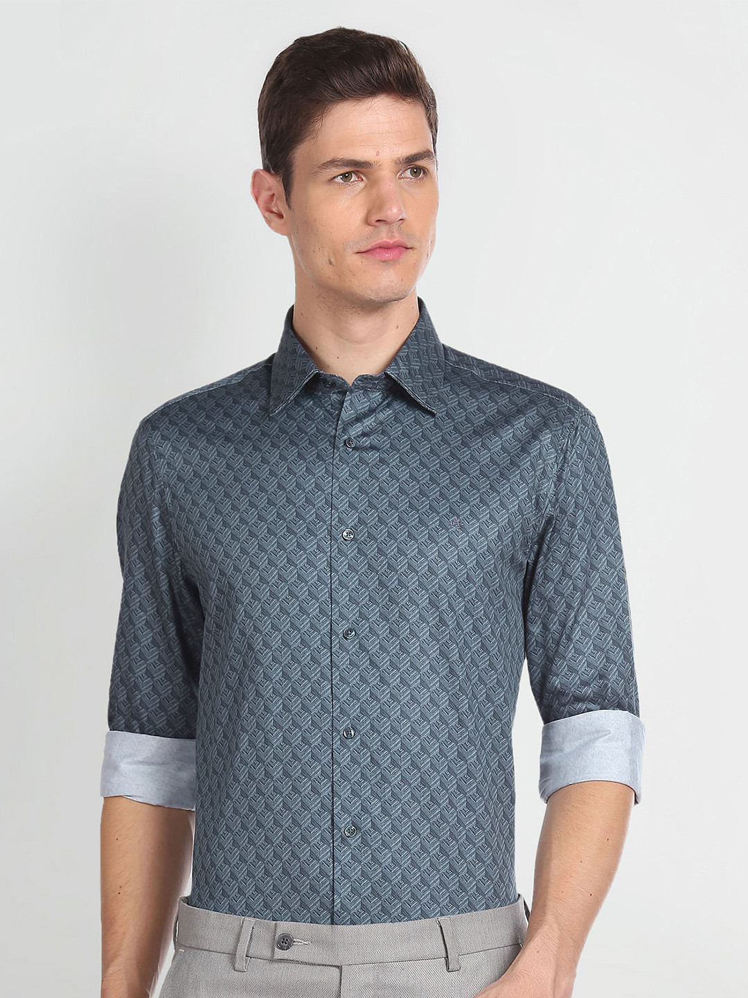 Arrow Geometric Printed Spread Collar Pure Cotton Casual Shirt