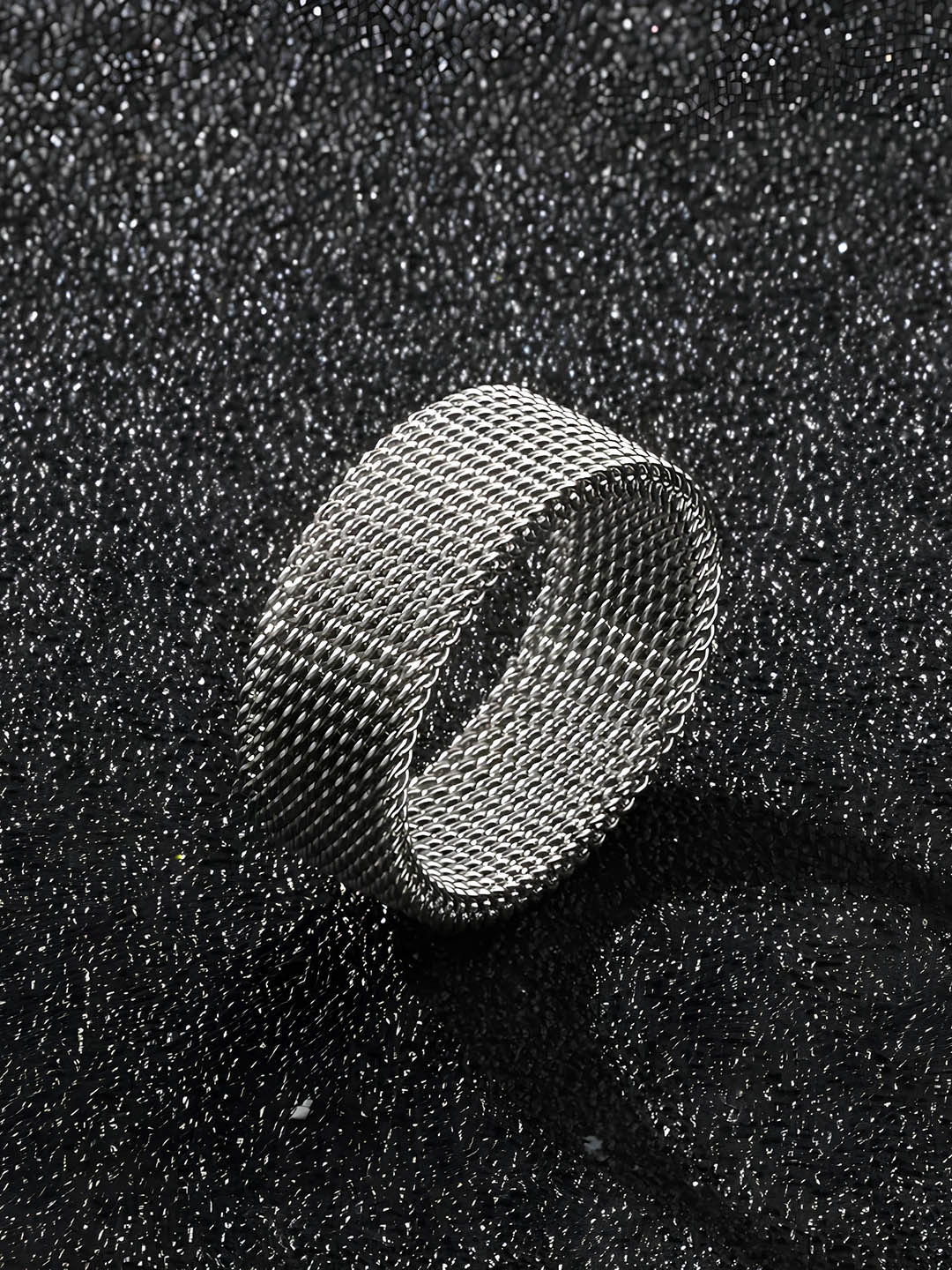 KARISHMA KREATIONS Silver-Plated Mesh Finger Ring