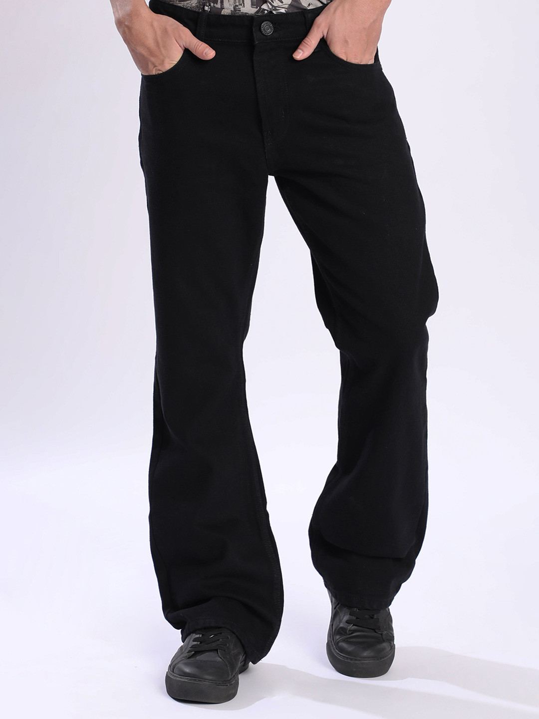 Bene Kleed Men Black solid Bootcut Jeans