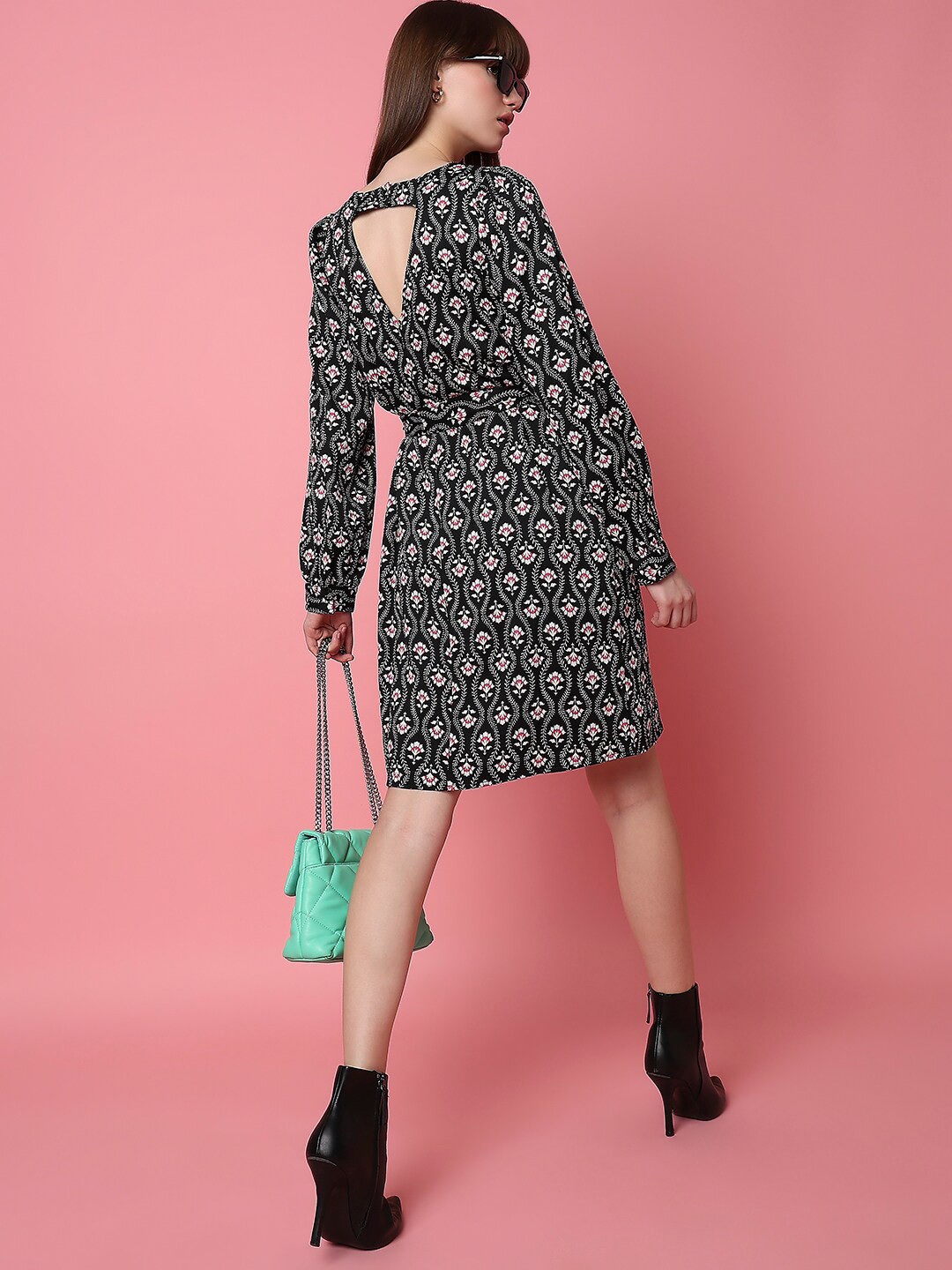 Vero Moda Floral Printed A-Line Dress With Belt