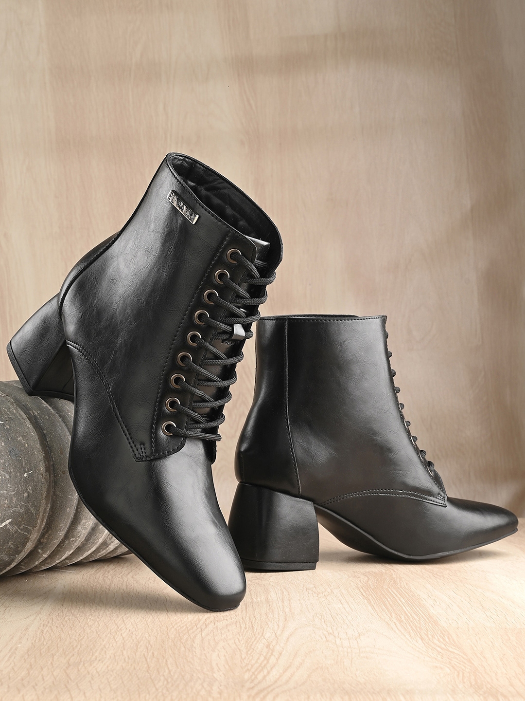 Vagabond alice lace up boots discount
