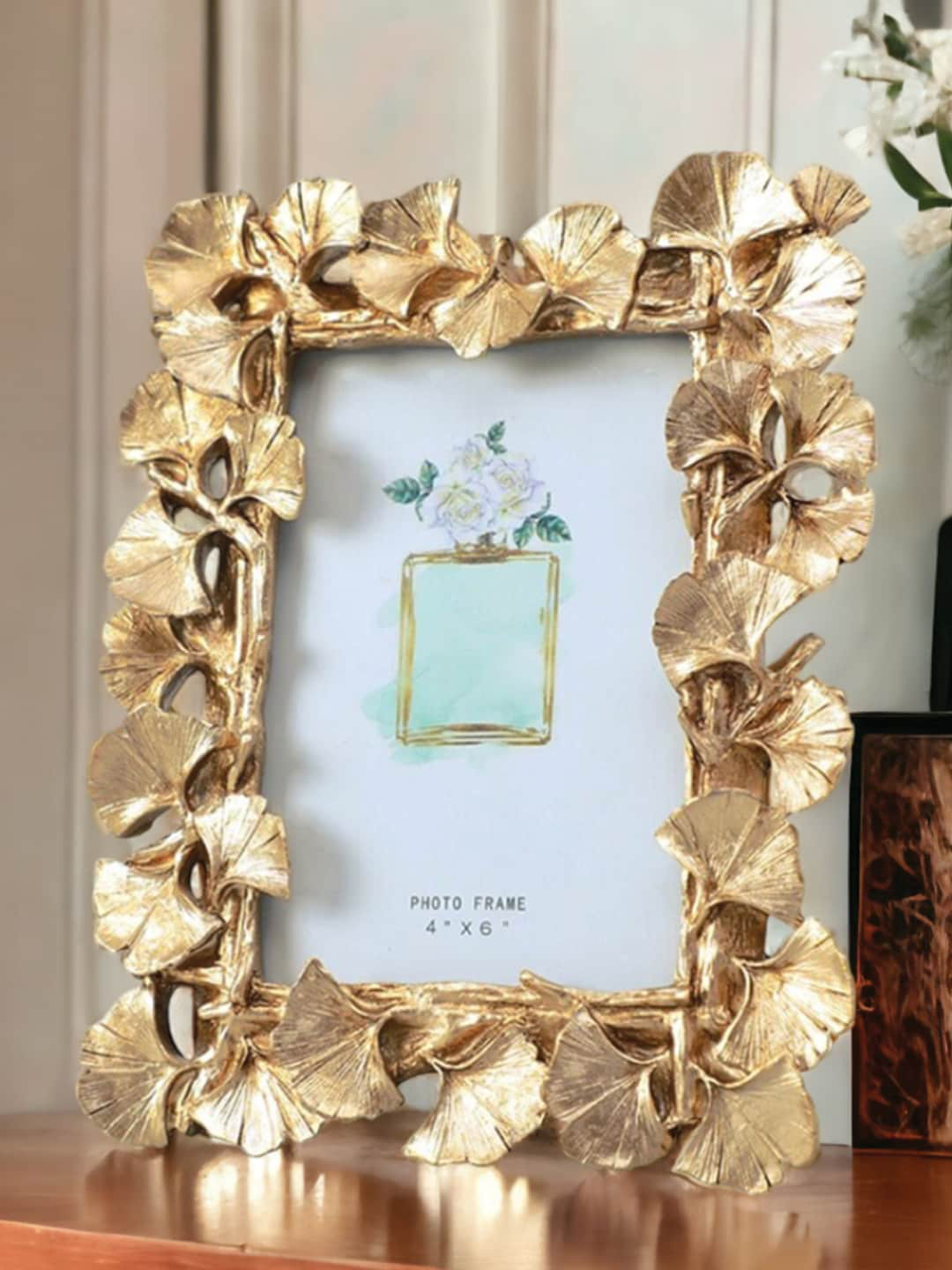 Art Street Gold Toned Display of Ginkgo Biloba Photo Frame