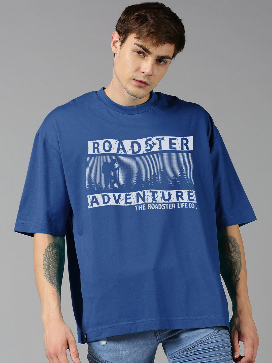 Roadster Blue Graphic Printed Pure Cotton Oversized T-shirt