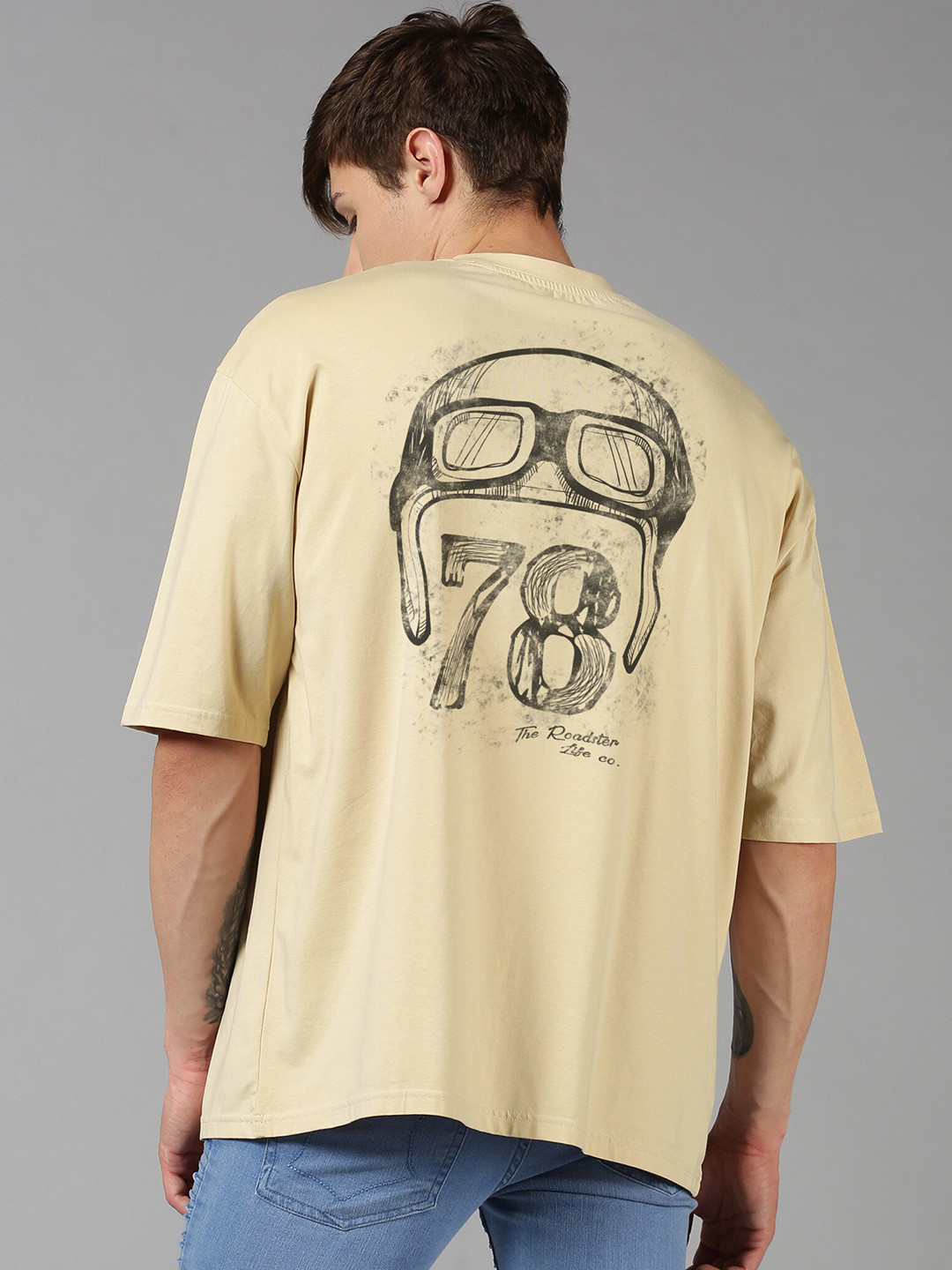 Roadster Beige Graphic Printed Pure Cotton Oversized T-shirt