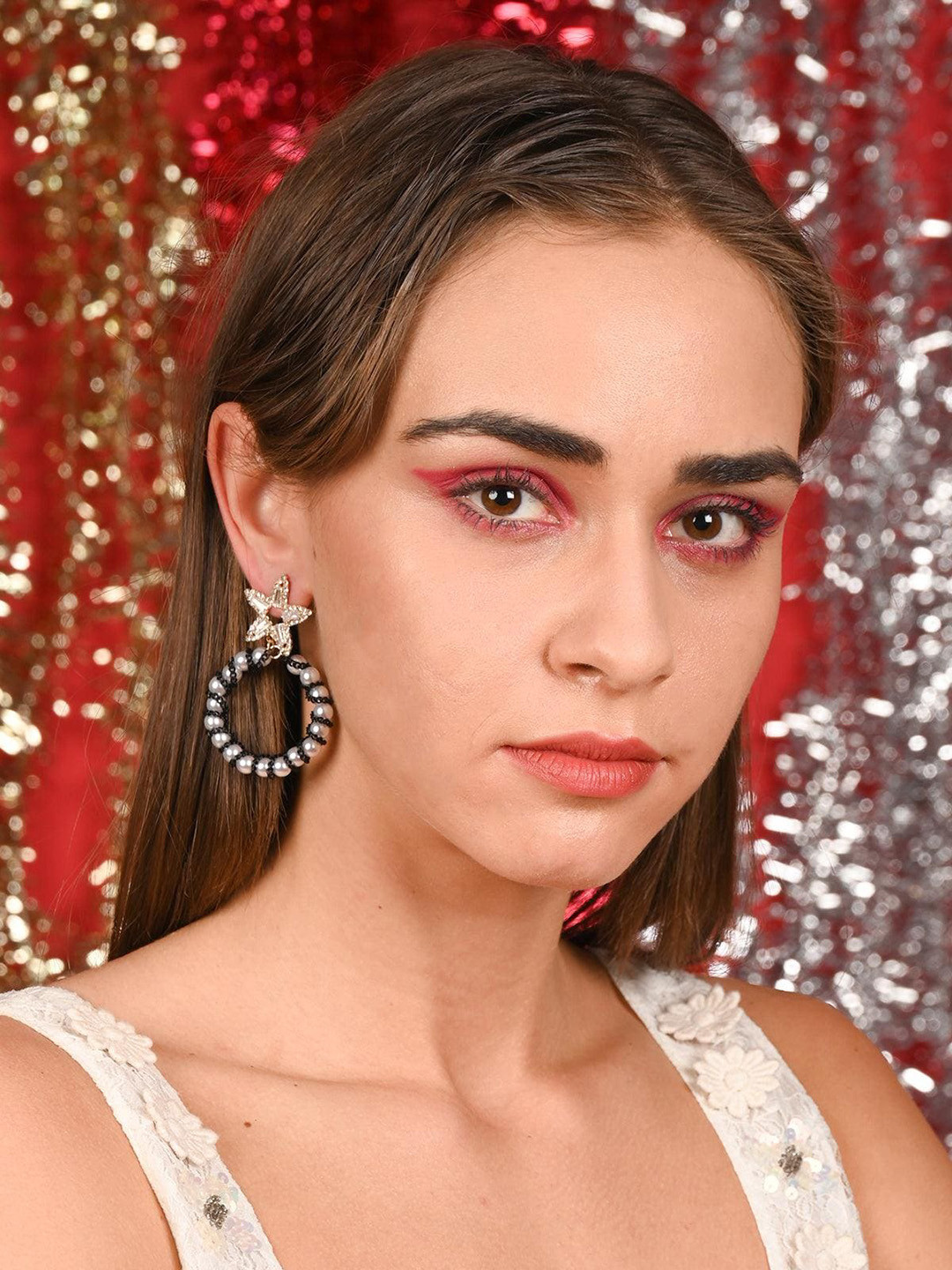 ODETTE Classic Drop Earrings