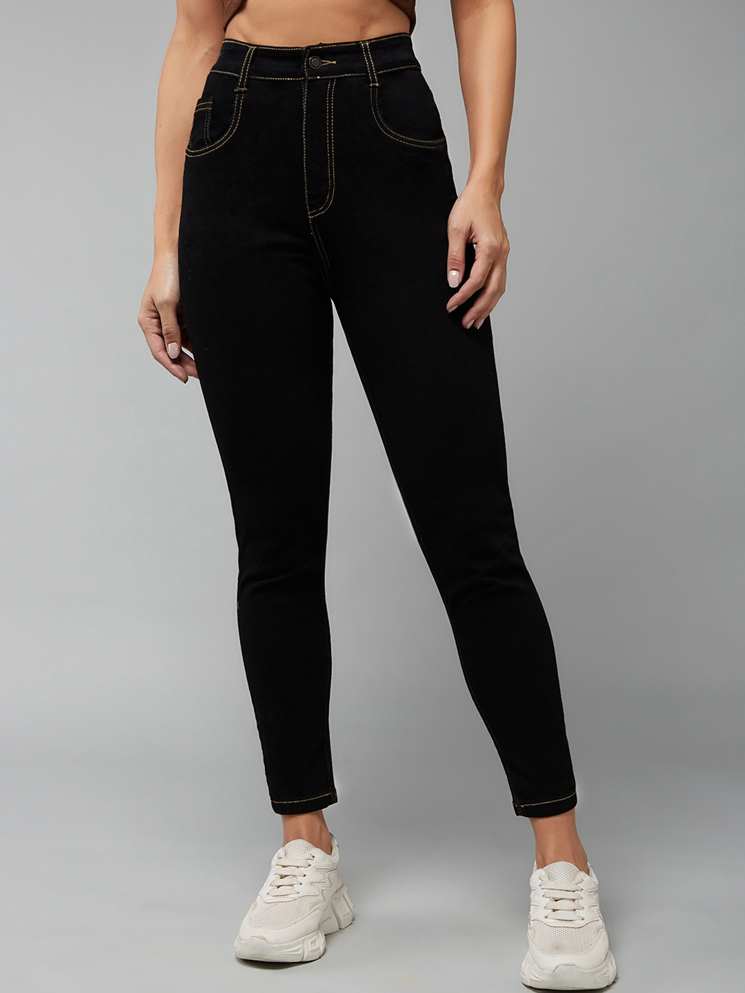 DOLCE CRUDO Women Black Mid Rise Clean Look High-Rise Stretchable Skinny Fit Jeans