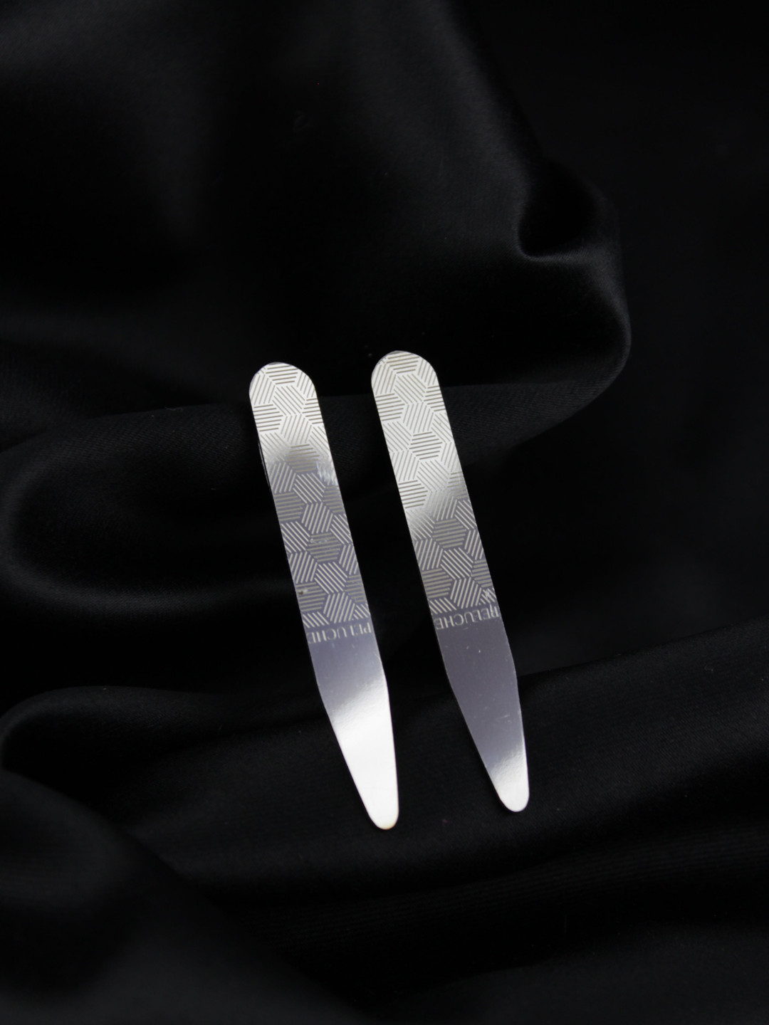 PELUCHE Peluche Style Safeguard Metal Collar Stays