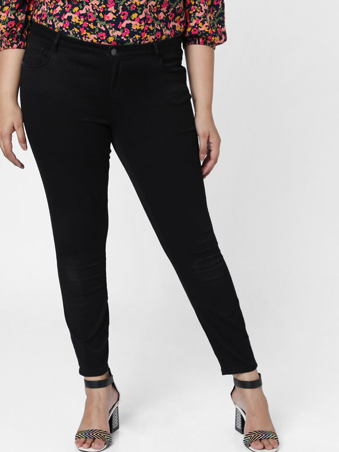 VERO MODA CURVE Women Skinny Fit High-Rise Mildly Distressed Stretchable Jeans