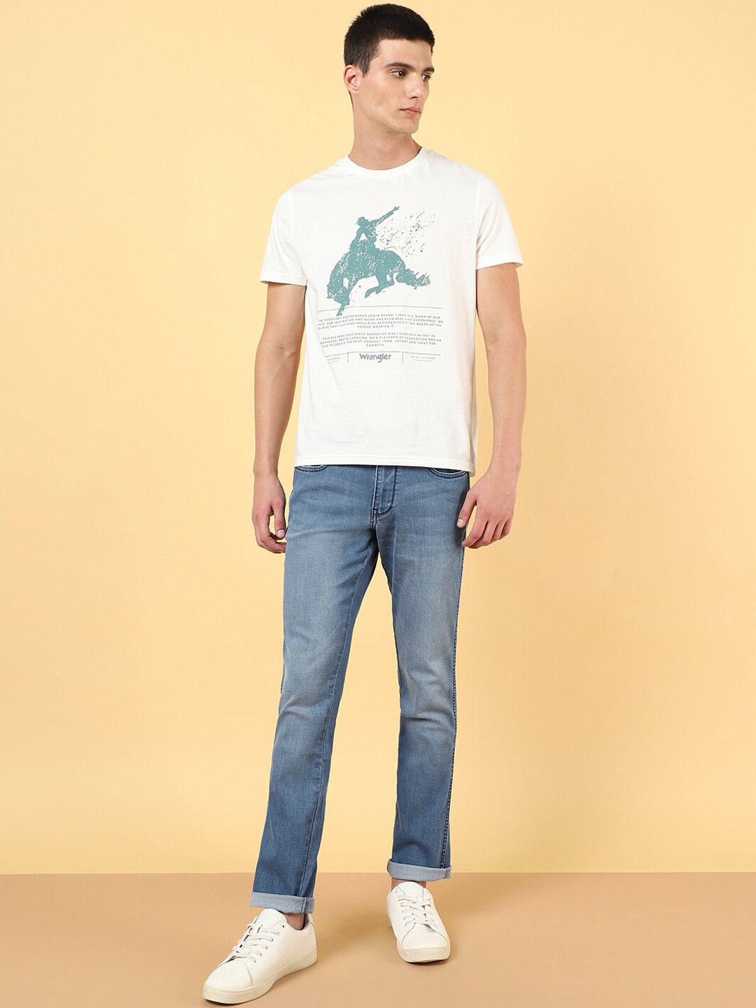 Wrangler Men Low-Rise Skanders Slim Fit Stretchable Jeans