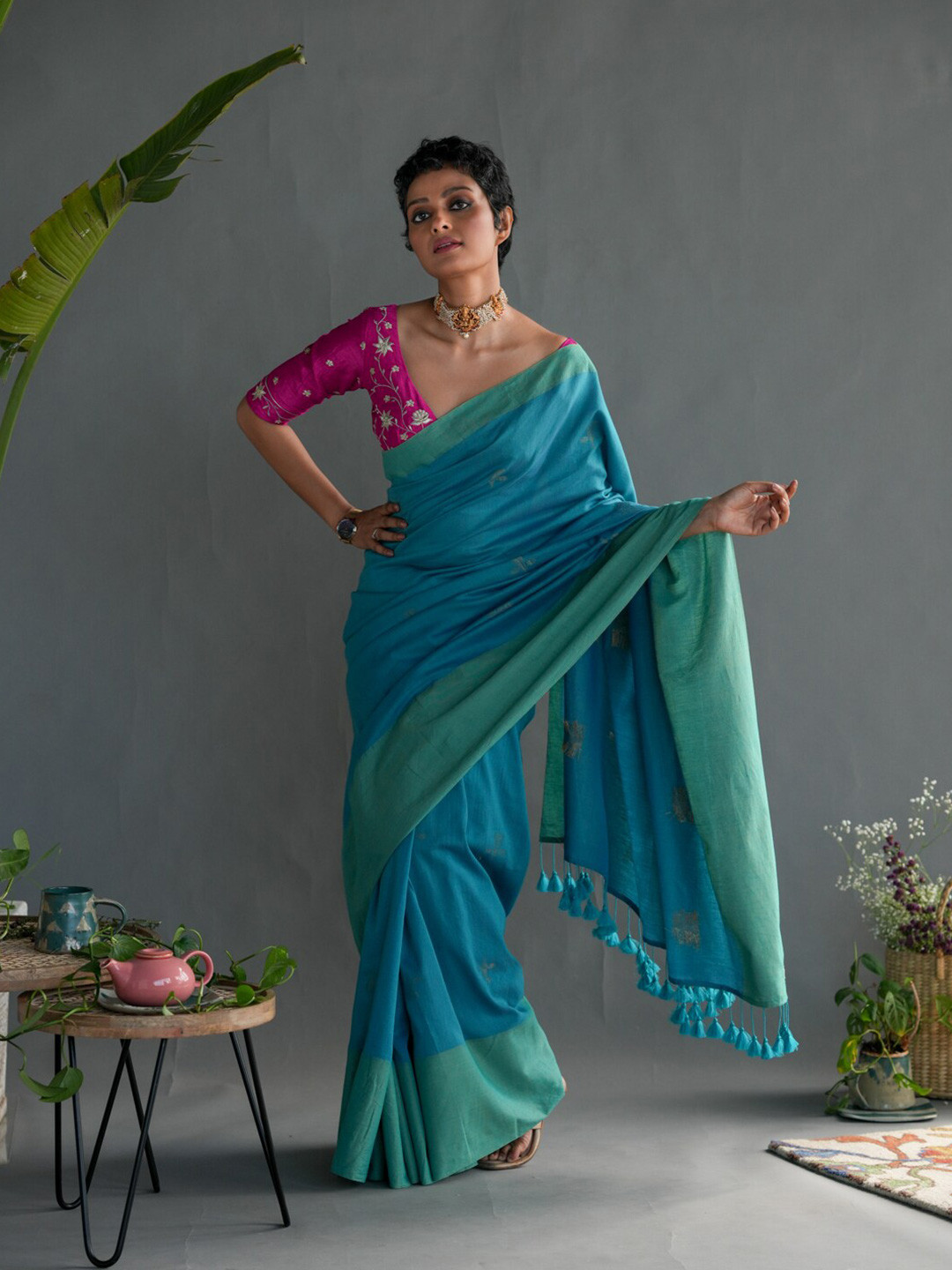 Suta Turquoise Blue Ethnic Motifs Printed Saree