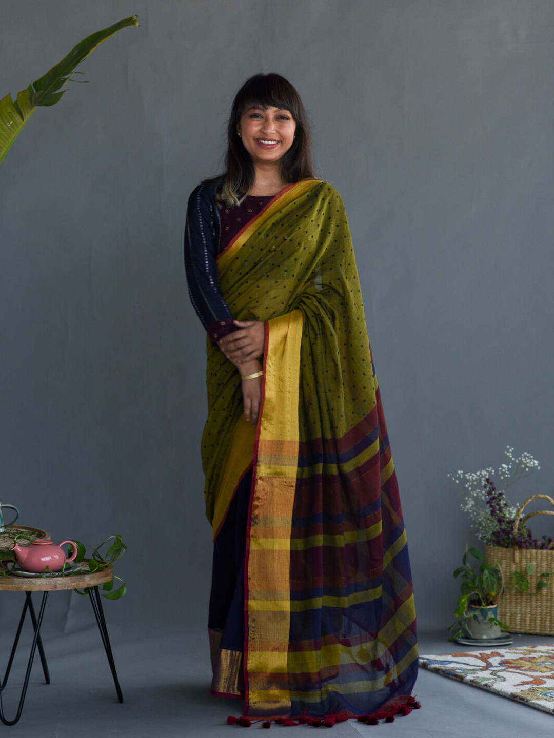 Suta Olive Green & Navy Blue Striped Zari Pure Cotton Saree