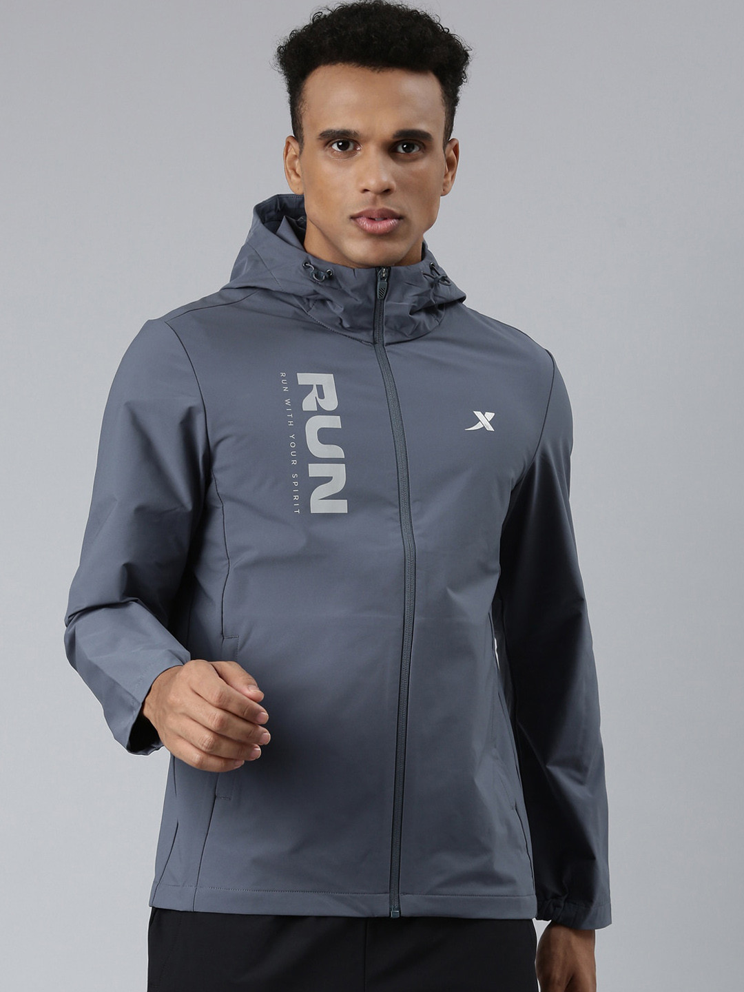 Xtep Men Single-layer Windbreaker